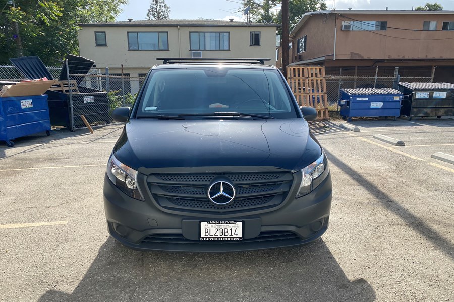 Mercedes-Benz Metris Base Roof Rack Systems installation