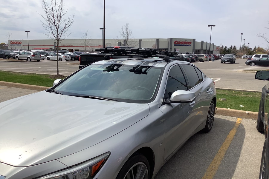 INFINITI Q50 Base Roof Rack Systems installation