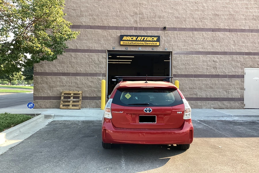 Toyota Prius v Base Roof Rack Systems installation