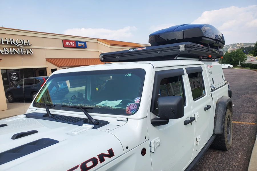 Jeep Gladiator Cargo & Luggage Racks installation