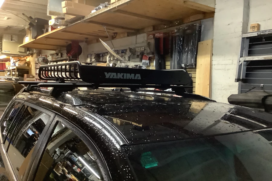 Toyota Highlander Base Roof Rack Systems installation