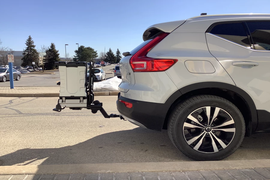 2021 Volvo XC40 with a 2” Draw-tite hitch installation and a Thule Easyfold XT platform attached.