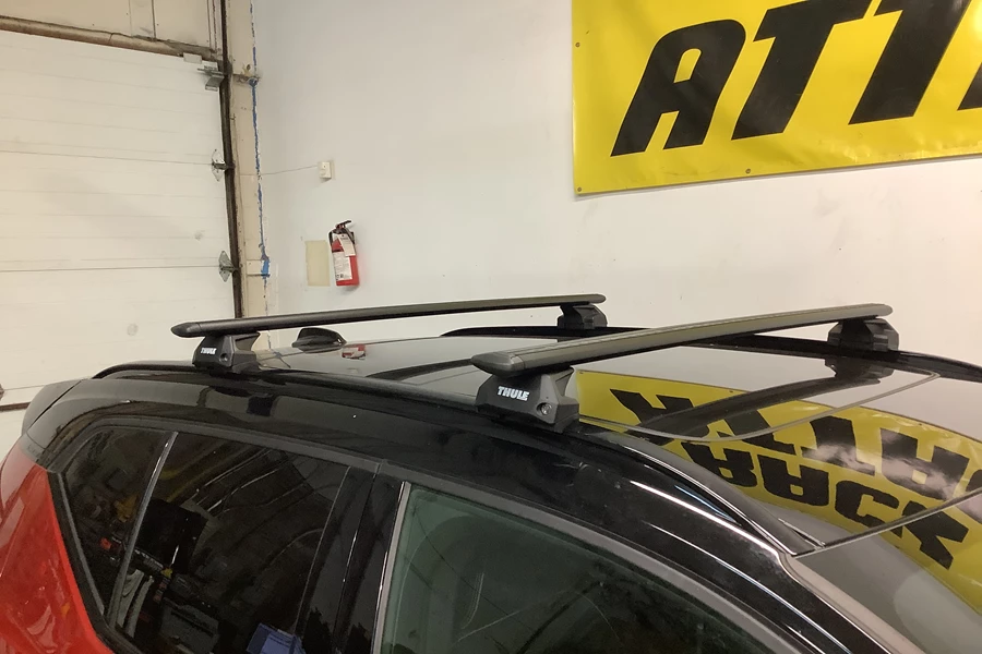 Volvo XC40 Base Roof Rack Systems installation
