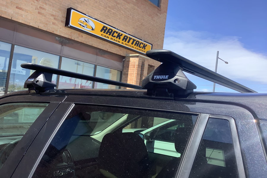 Land Rover LR2 Base Roof Rack Systems installation