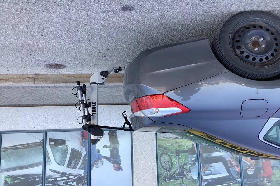 Honda Accord/Hybrid 4DR Bike Racks installation