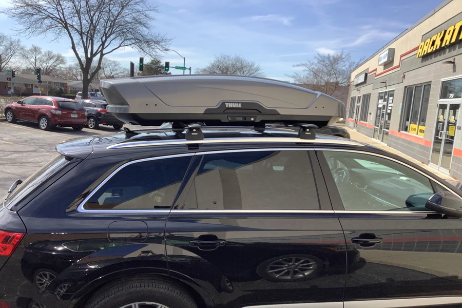 Audi Q7 Base Roof Rack Systems installation