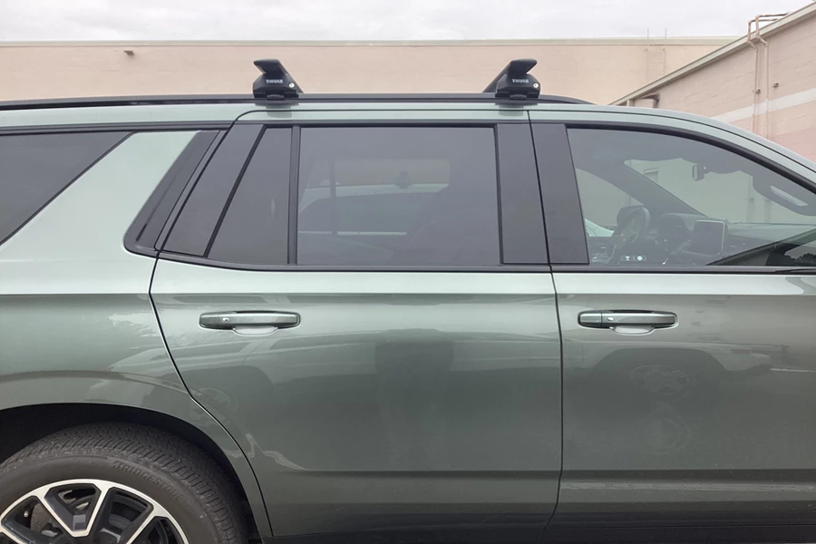 Chevrolet Tahoe Base Roof Rack Systems installation