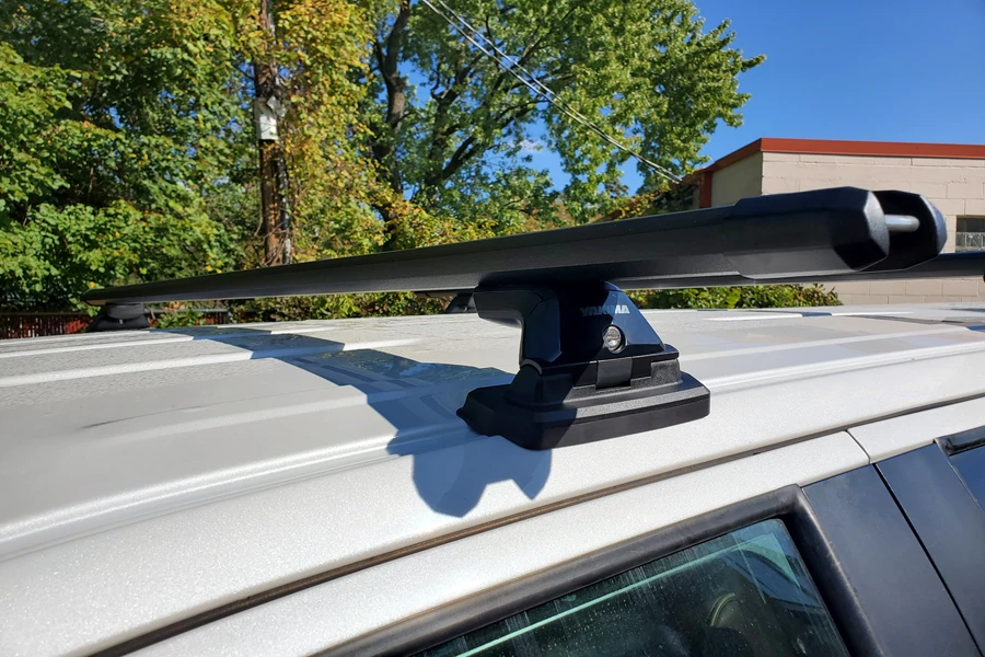 Ford F 250/350/450 Crew Cab Base Roof Rack Systems installation