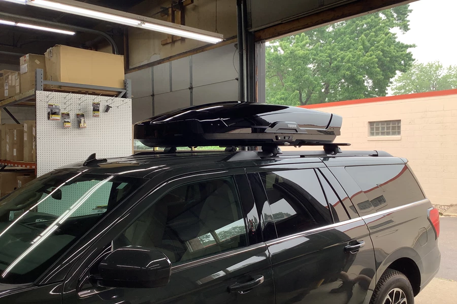 Ford Expedition Base Roof Rack Systems installation