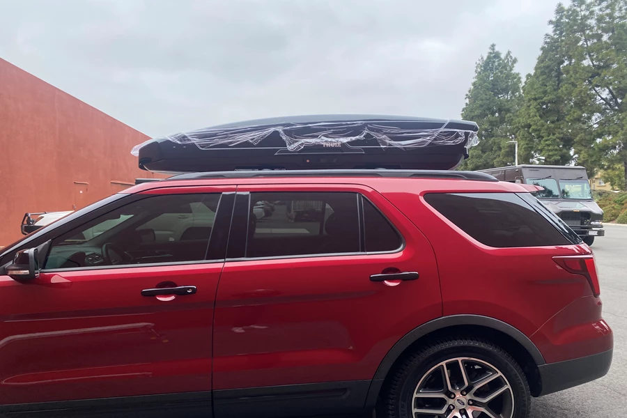 Ford Explorer Cargo & Luggage Racks installation