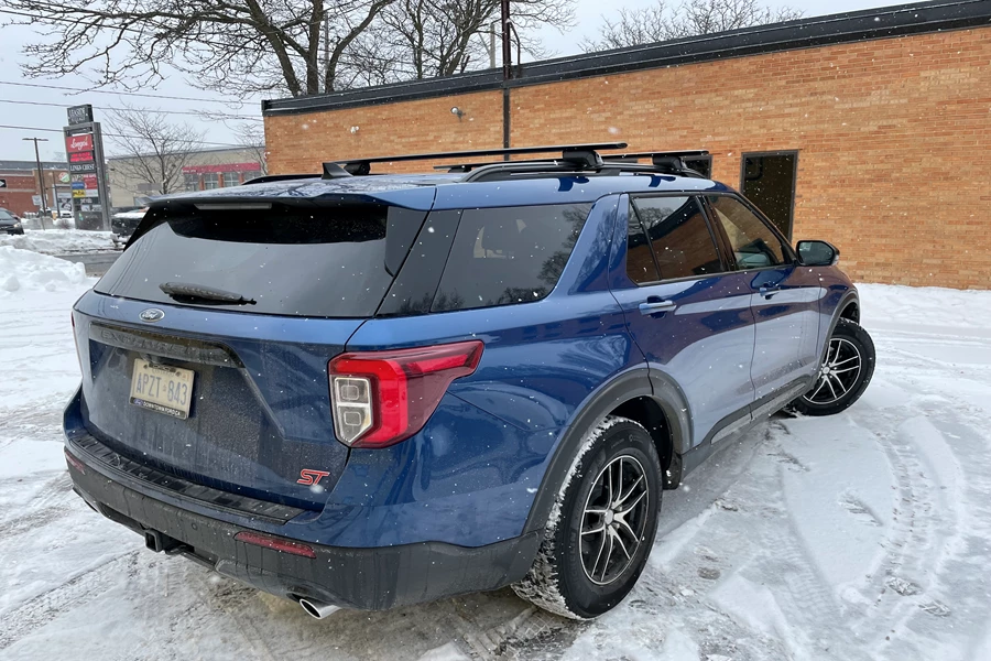 Ford Explorer Base Roof Rack Systems installation