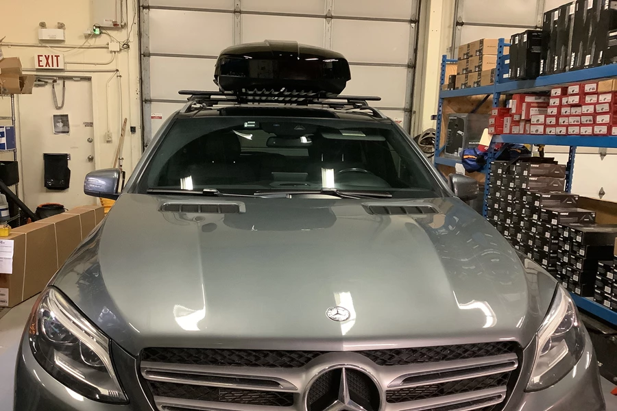 Mercedes-Benz GLE-Class Cargo & Luggage Racks installation