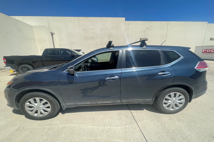 Nissan Rogue Base Roof Rack Systems installation