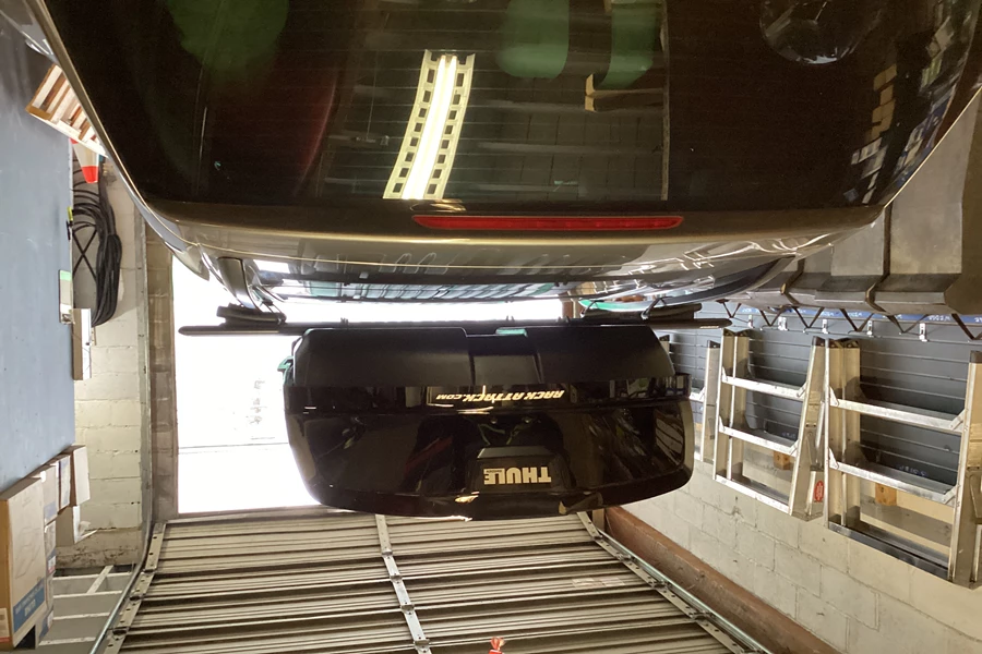 Volkswagen Touareg Base Roof Rack Systems installation