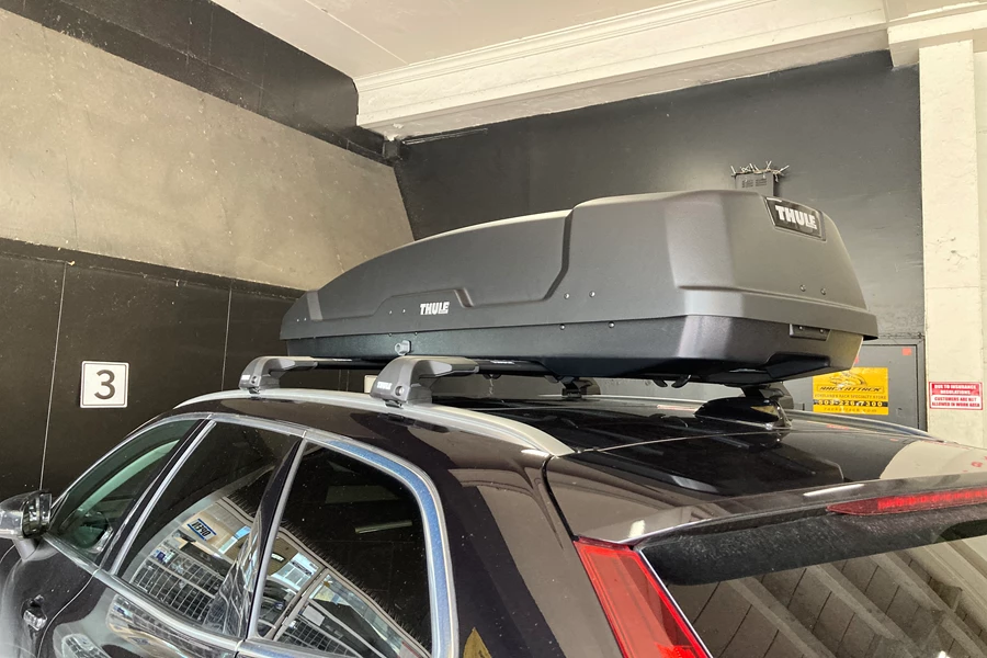 Volvo XC60 Base Roof Rack Systems installation