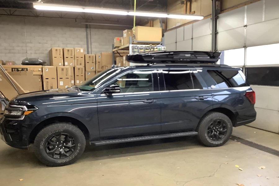 Ford Expedition Cargo & Luggage Racks installation