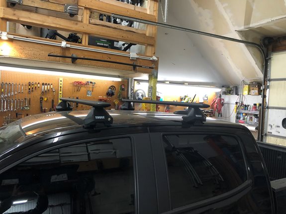 Chevrolet Colorado 4DR Extended Cab Base Roof Rack Systems installation