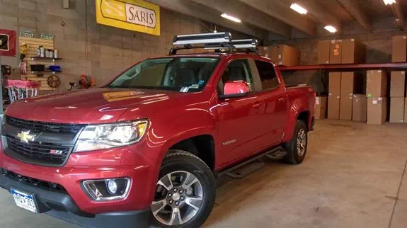 Chevrolet Colorado 4DR Crew Cab Base Roof Rack Systems installation
